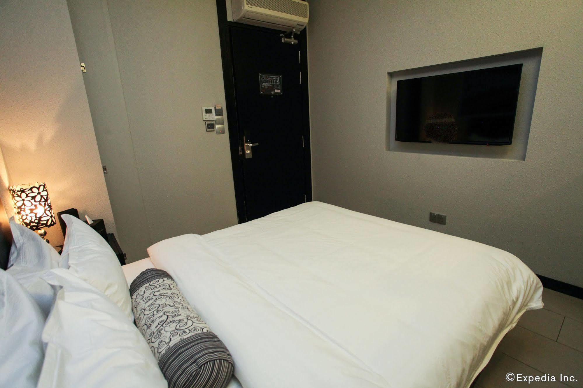 เดอะ เซาธ์บริดจ์ โฮเต็ล Hotel สิงคโปร์ ภายนอก รูปภาพ